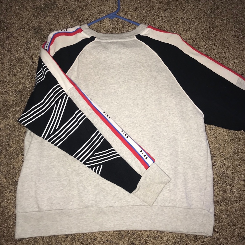 Cute pink pullover - Picture 2 of 2